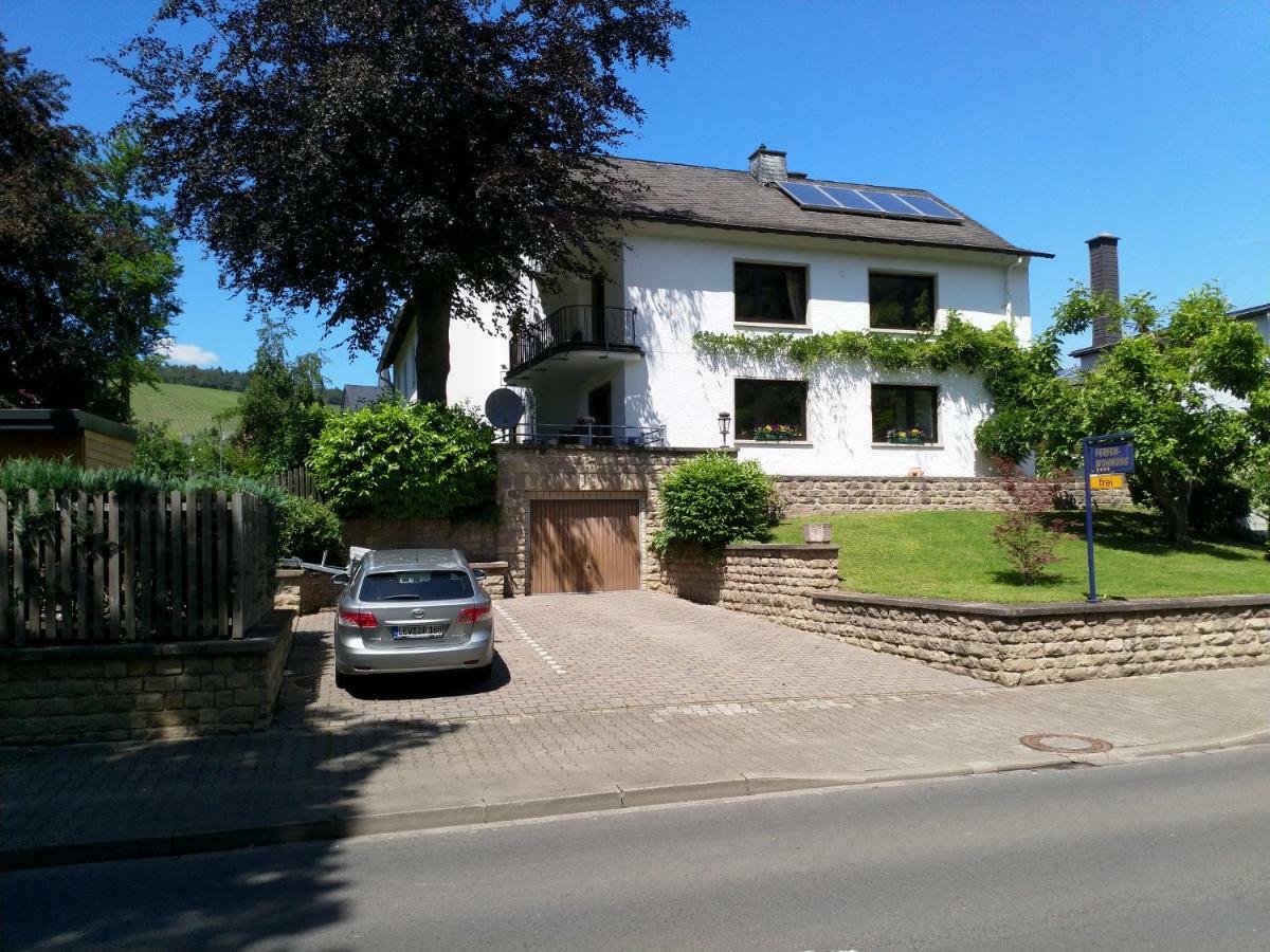 Ferienwohnung Moselblick Bernkastel-Kues Exterior photo